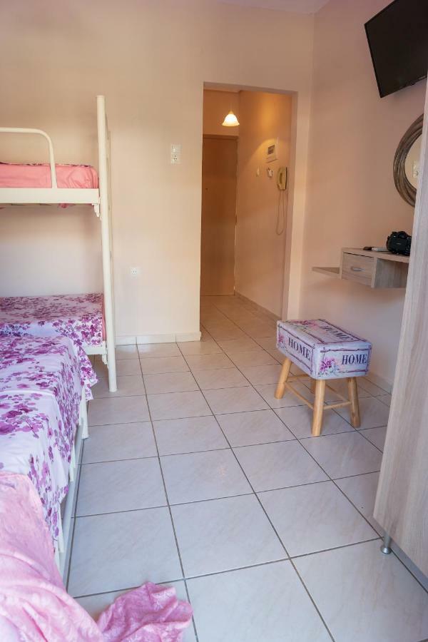 Olympiakí Aktí Villa Irini מראה חיצוני תמונה