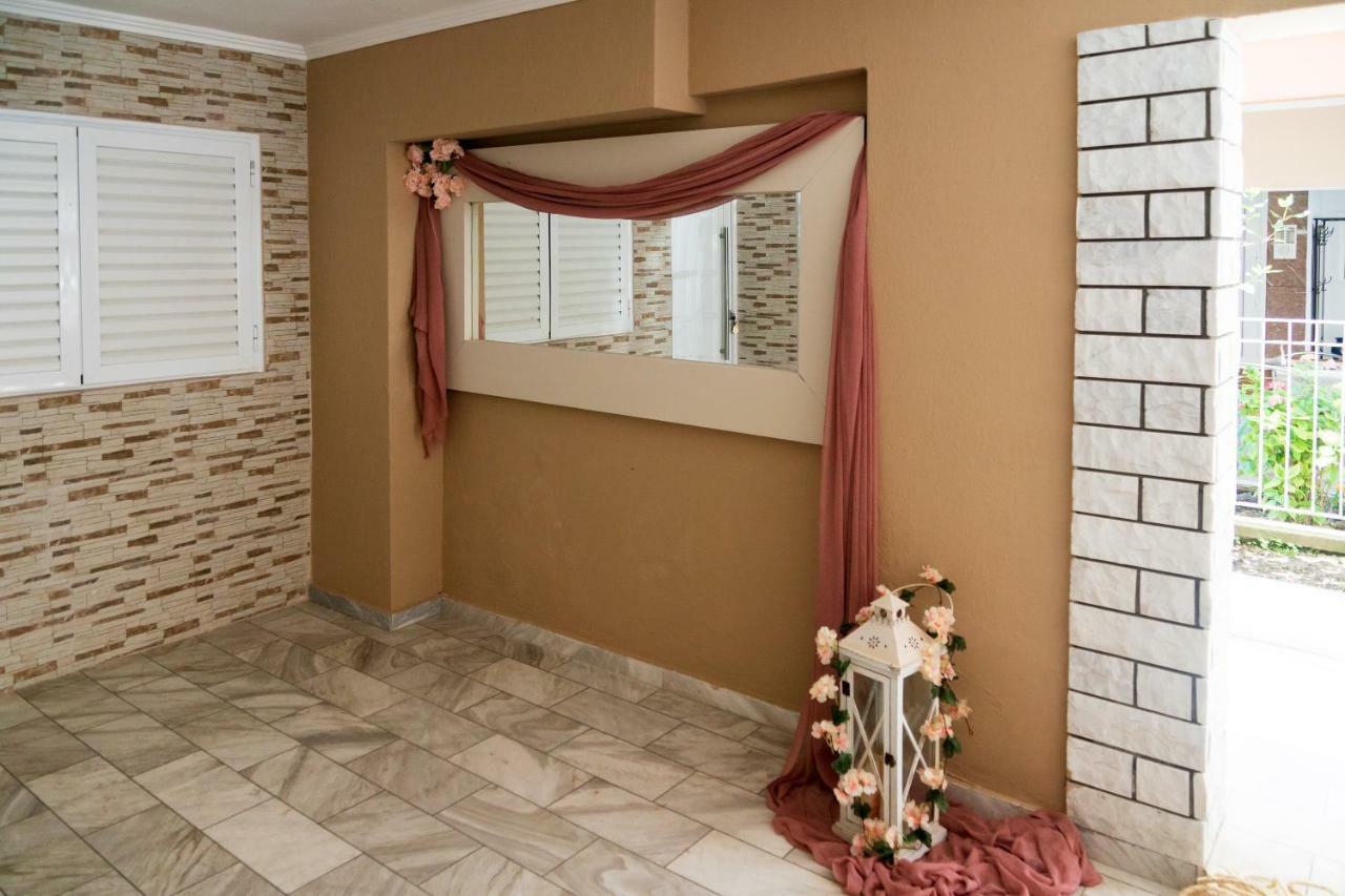 Olympiakí Aktí Villa Irini מראה חיצוני תמונה